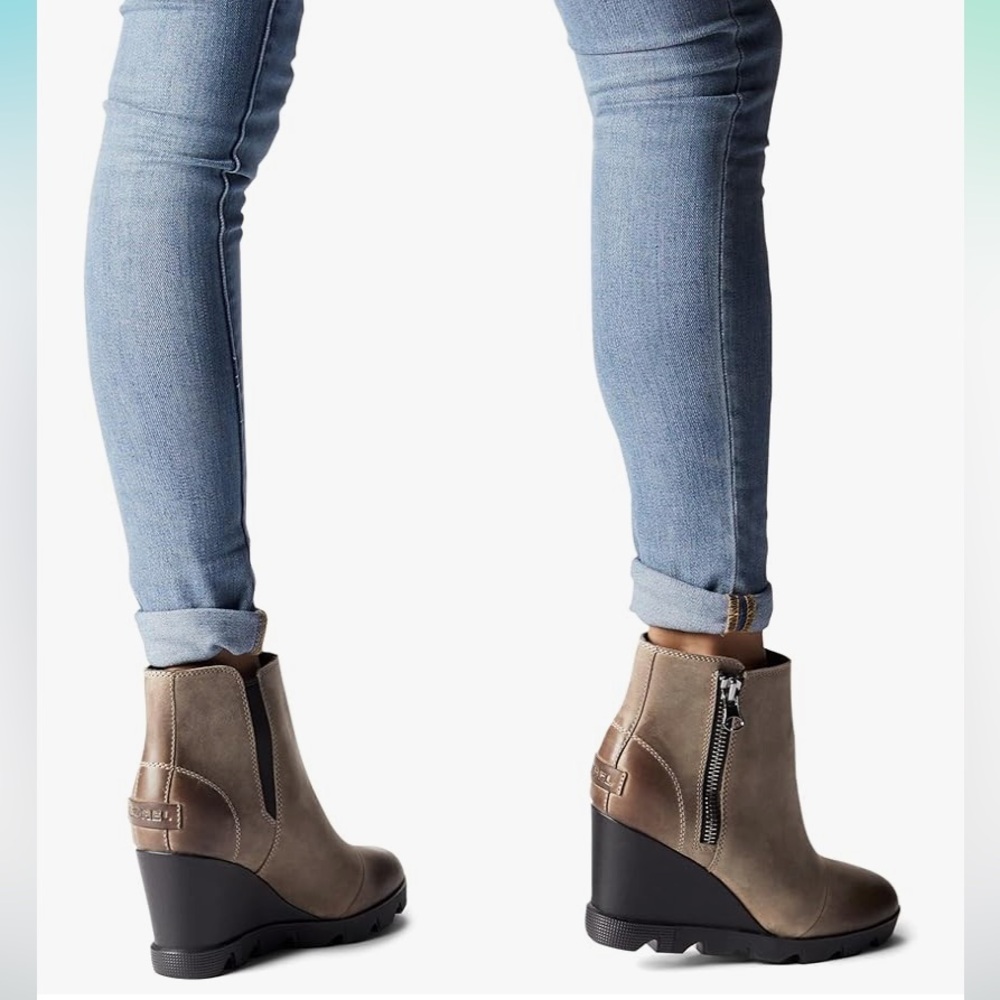 SOREL Joan Uptown Distressed Leather Waterproof Zip Bootie Boot 9.5 Taupe‎ Khaki